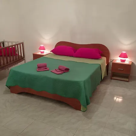 Dae Larentu Bed & Breakfast *