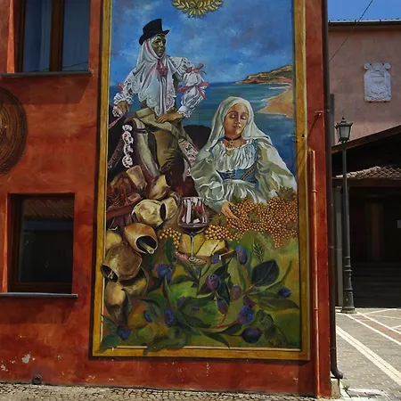 Dae Larentu * Tinnura